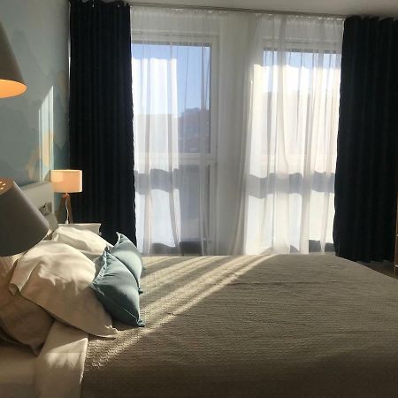 City Centre Studio In Design Quarter Close To Old Town & Harbor Appartement Tallinn Buitenkant foto